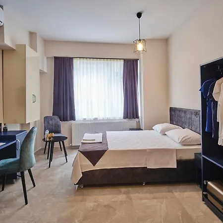 Royal Old Town Отель 3*