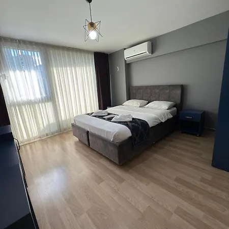 호텔 Royal Old Town 3*