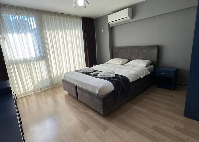 Hotel Royal Old Town 3*