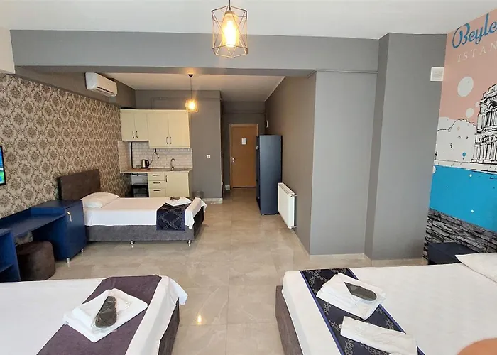 Royal Old Town Hotel 3*